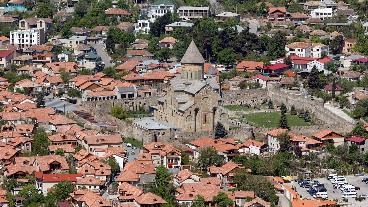 Armenia-and-Georgia-Svetitskhoveli-Cathedral-by-flickr-user-Mtskheta-13