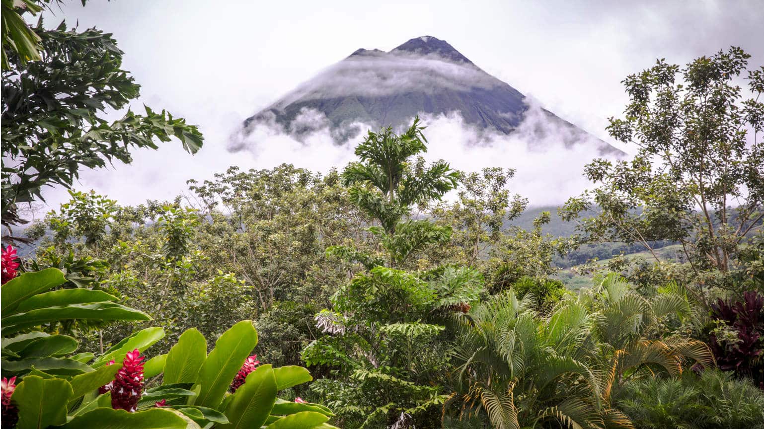 Costa-Rica-La-Fortuna-Arenal-Volcano